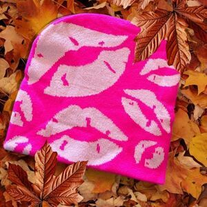 Lips Jacquard Beanie Acrylic Knit Beanie Hat